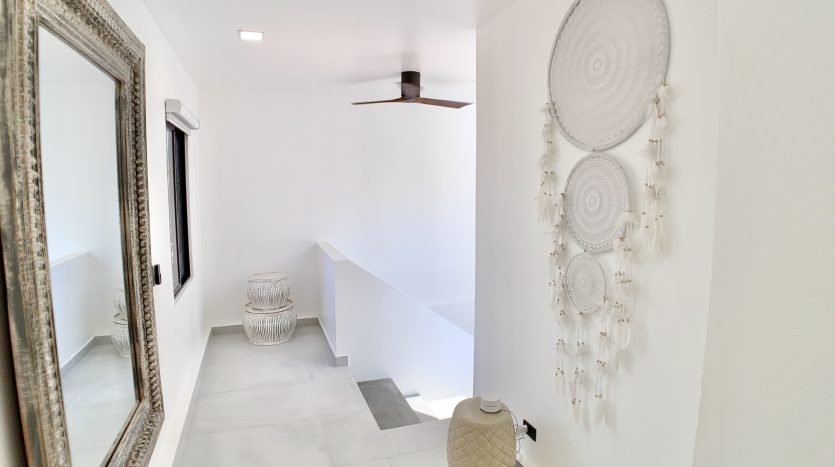 Hermosa 1 stairs